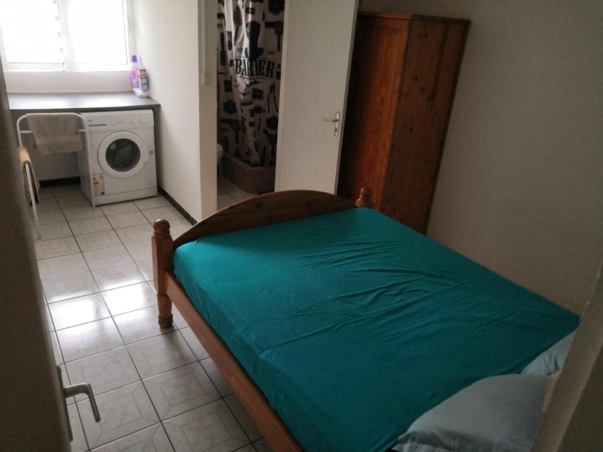 Appartement Idealement Situe แซงต์-เดอนี ภายนอก รูปภาพ